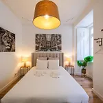 Principe Real Luxurious شقة